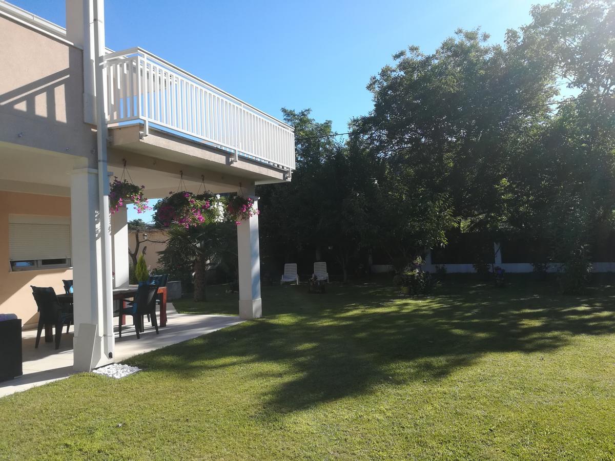 Pocitelj Riverside Guesthouse מראה חיצוני תמונה